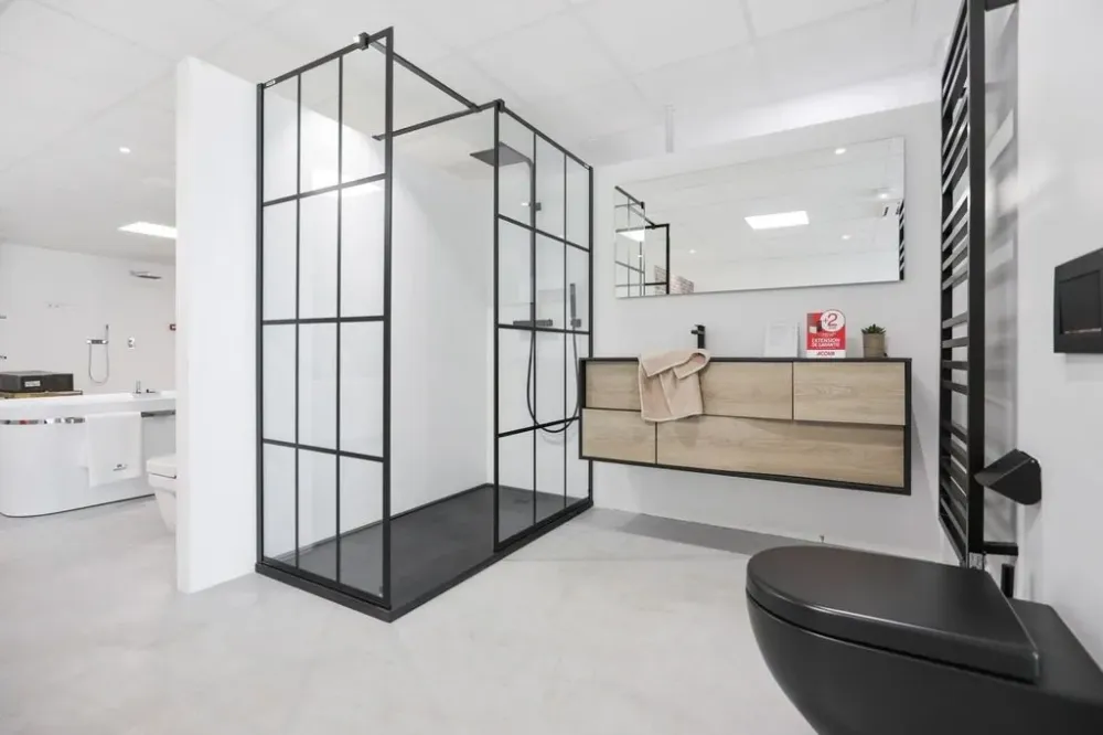 Euro Plomberie Piscines - Showroom (14)